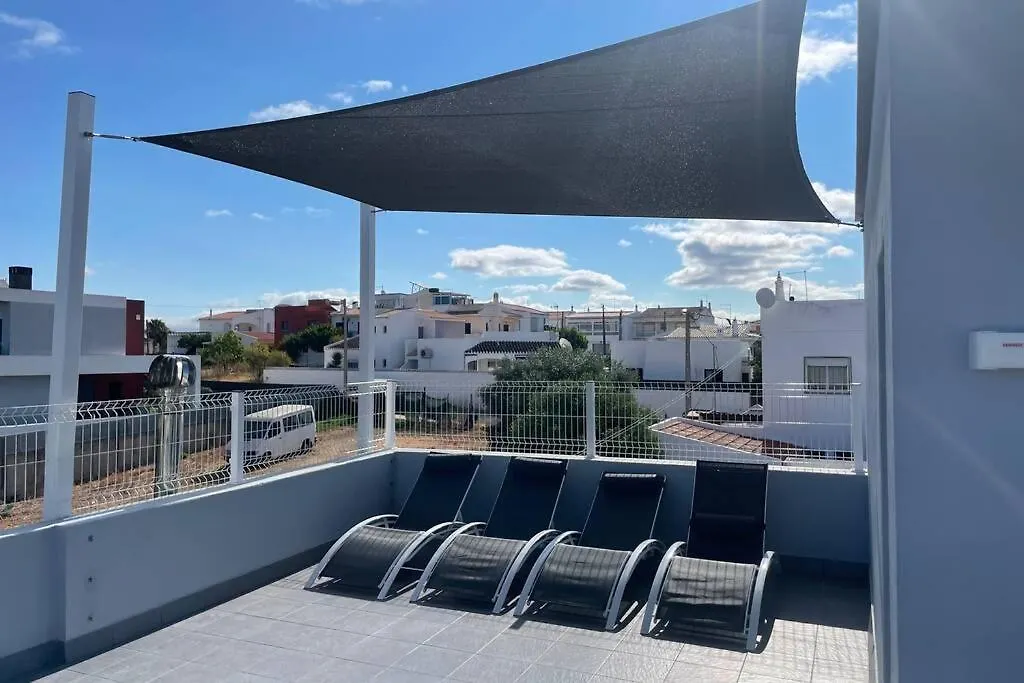 Spacious Villa. Large Rooftop. 4 Bedroom Sleeps 8 Alvor Portugal